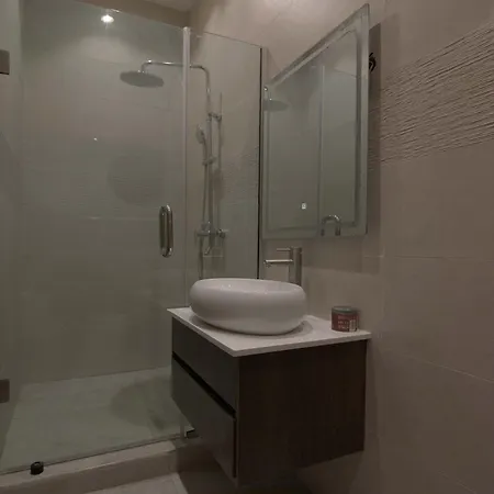 One90 Apartment Lagos Room photo
