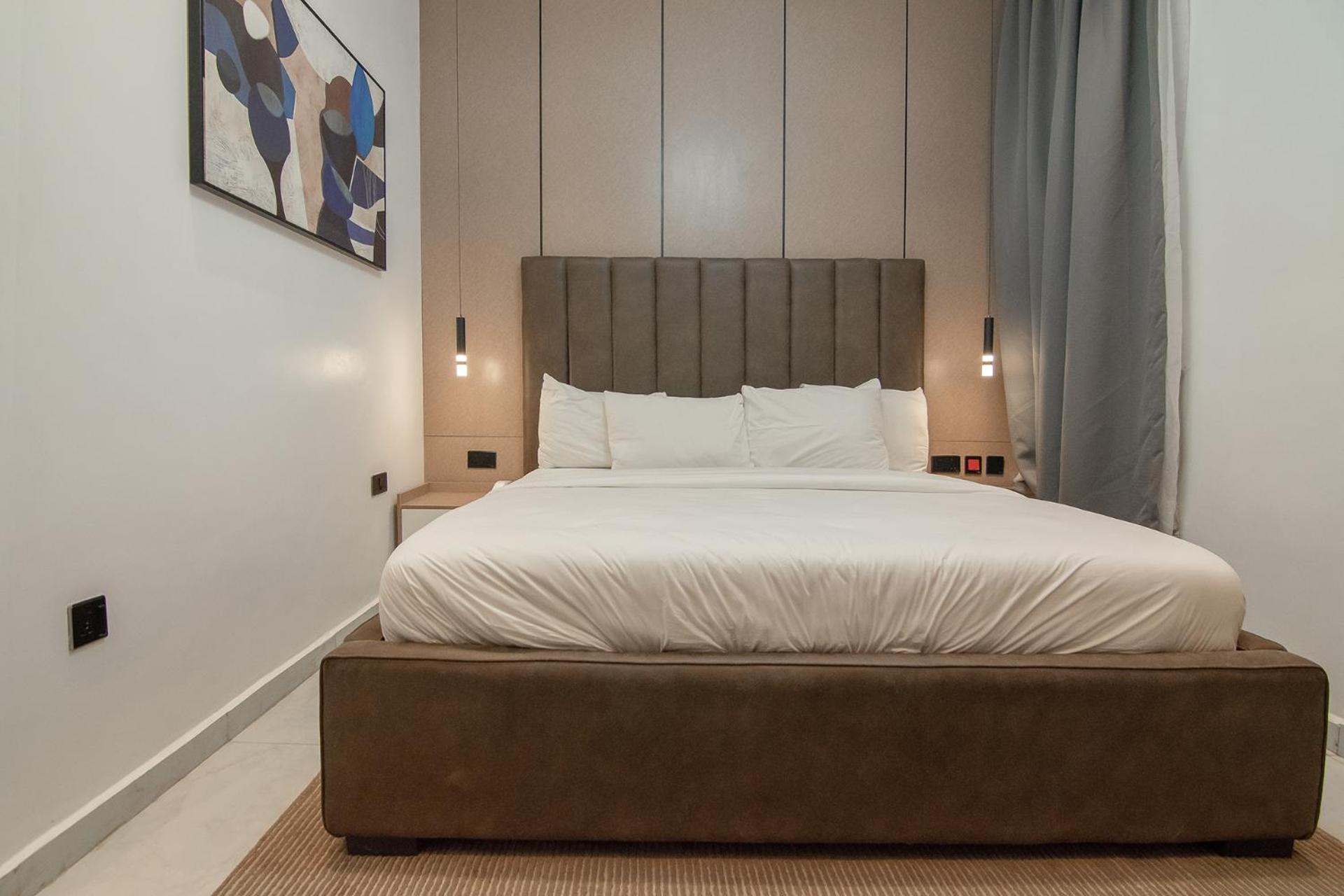 Aparthotel One90 *