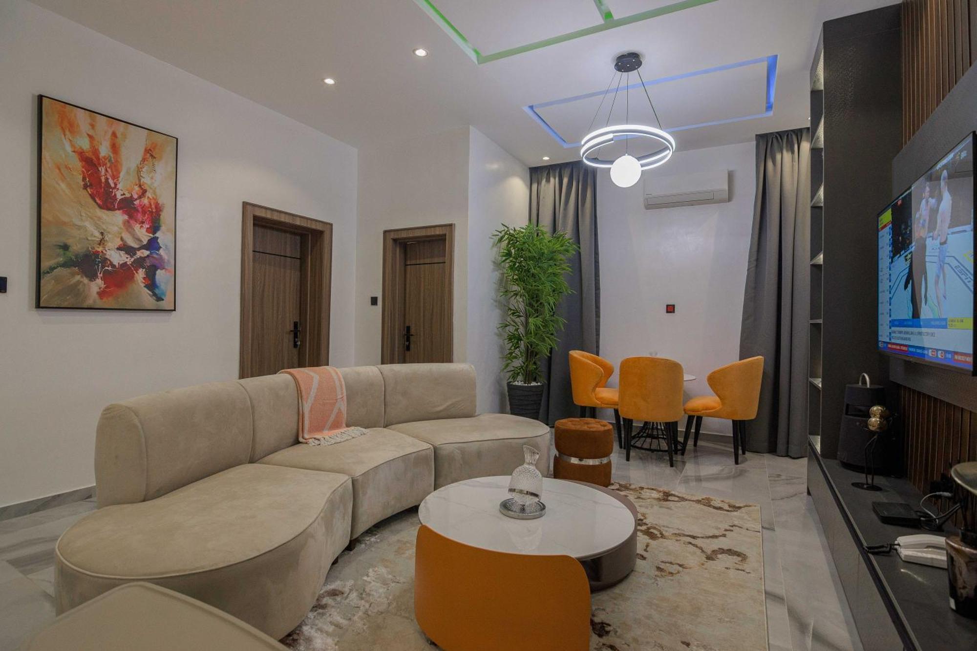 Aparthotel One90